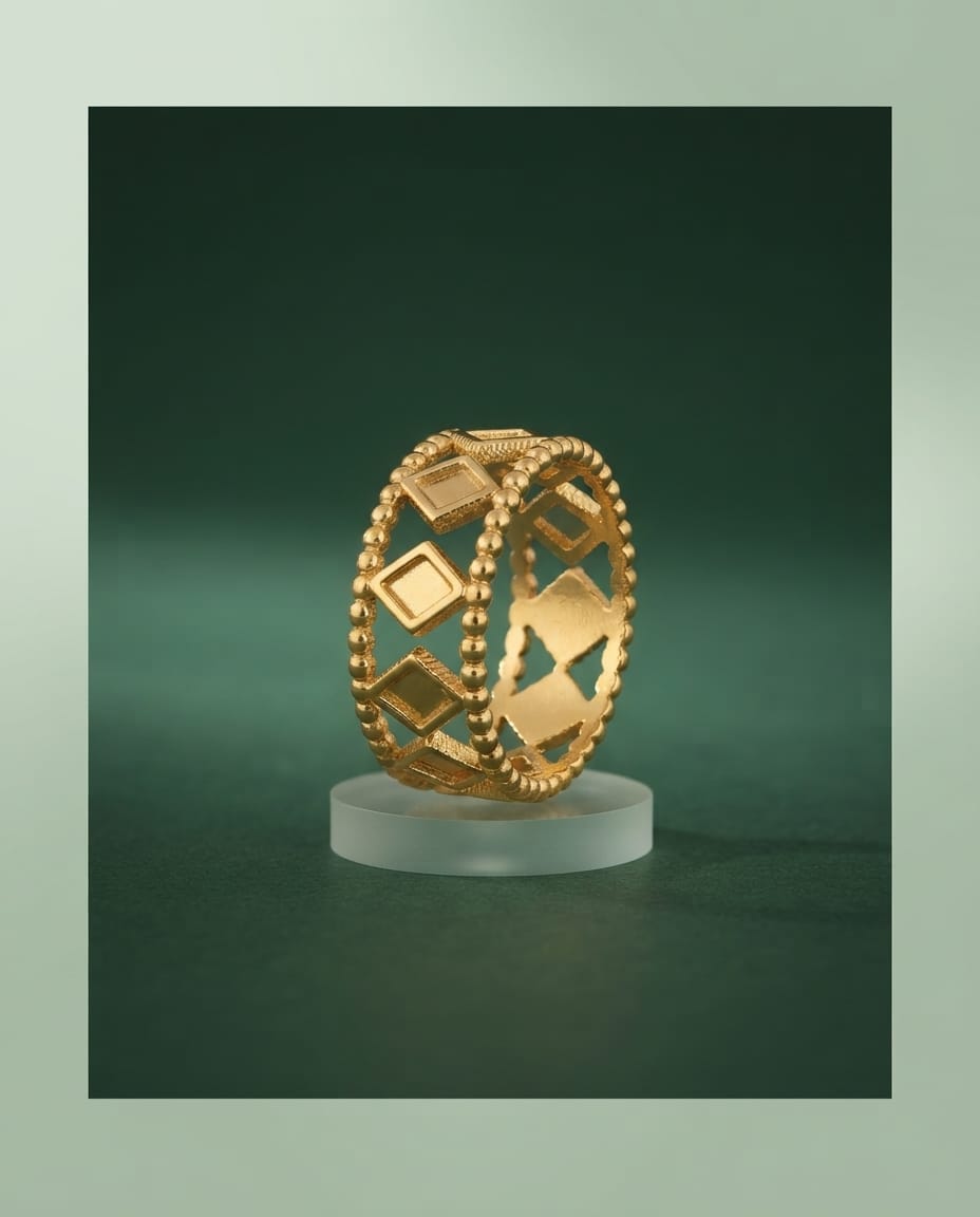 RHOMBUS RING